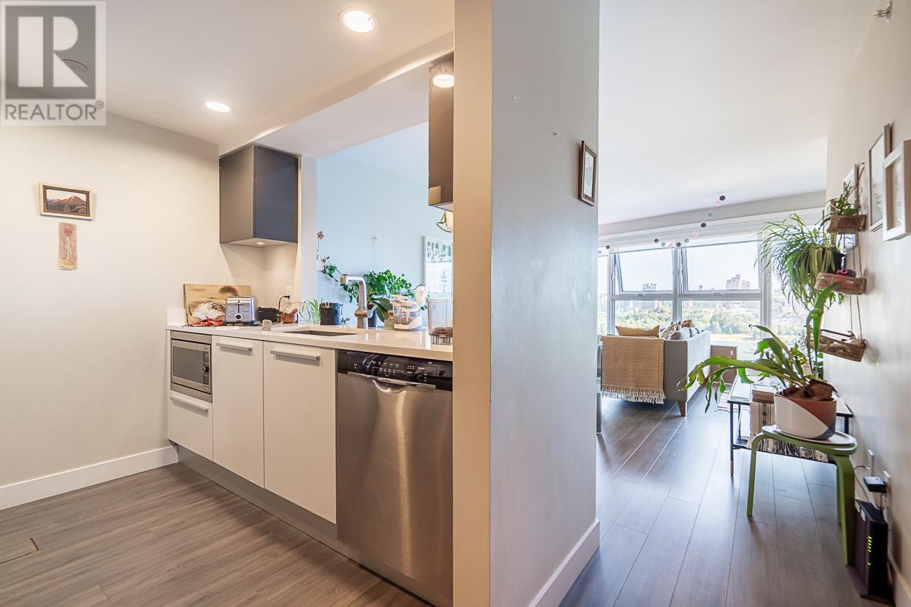 1704 1323 Homer Street, Vancouver, British Columbia  V6B 5T1 - Photo 3 - R3008090
