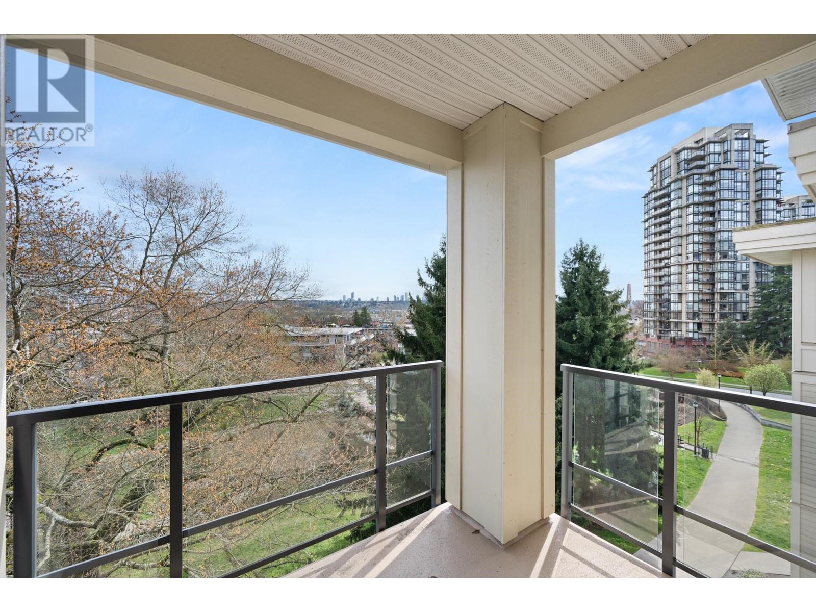 405 245 Ross Drive, New Westminster, British Columbia  V3L 0C6 - Photo 25 - R3008097
