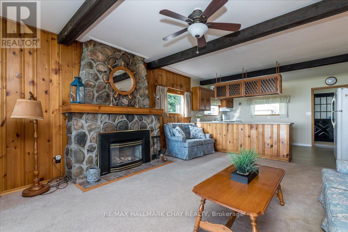 297 Beach Road, Innisfil, Ontario  L0L 1R0 - Photo 9 - N12037632