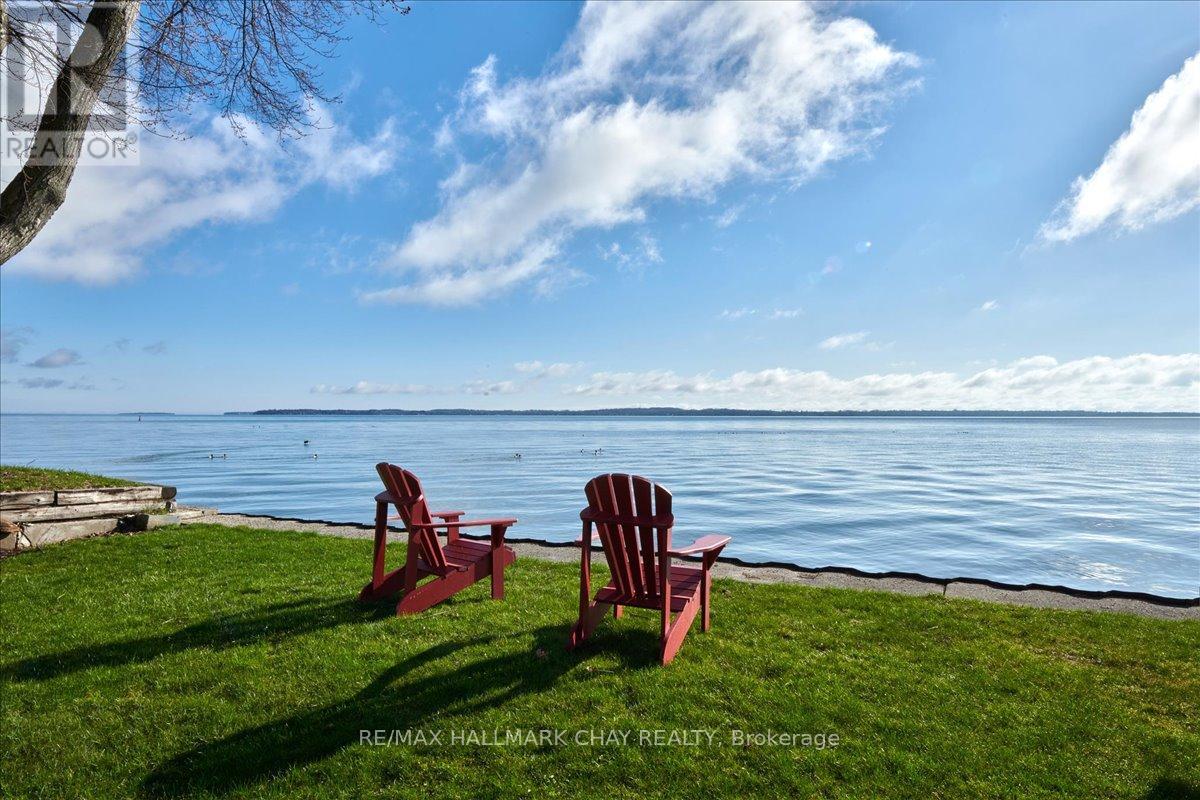 297 Beach Road, Innisfil, Ontario  L0L 1R0 - Photo 16 - N12037632