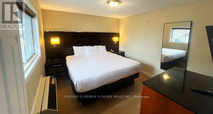 650 King Street E, Gananoque, Ontario  K7G 1H3 - Photo 25 - X12176480