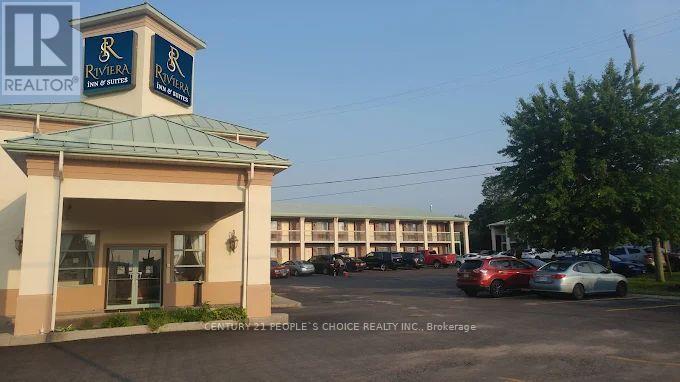 650 KING STREET E, Gananoque, Ontario