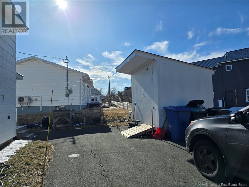 Property at 1413 Rough Waters image 4