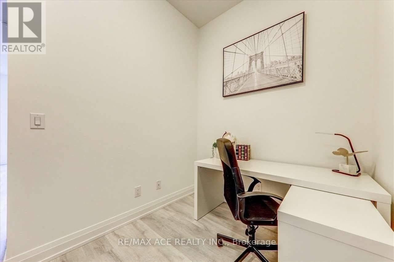 2912 - 3700 Hwy 7 Road, Vaughan, Ontario  L4L 0G8 - Photo 14 - N12177419