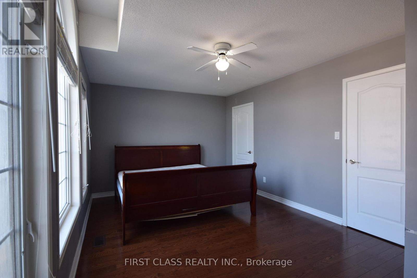 5168 Littlebend Drive, Mississauga, Ontario  L5M 8B6 - Photo 25 - W12040458