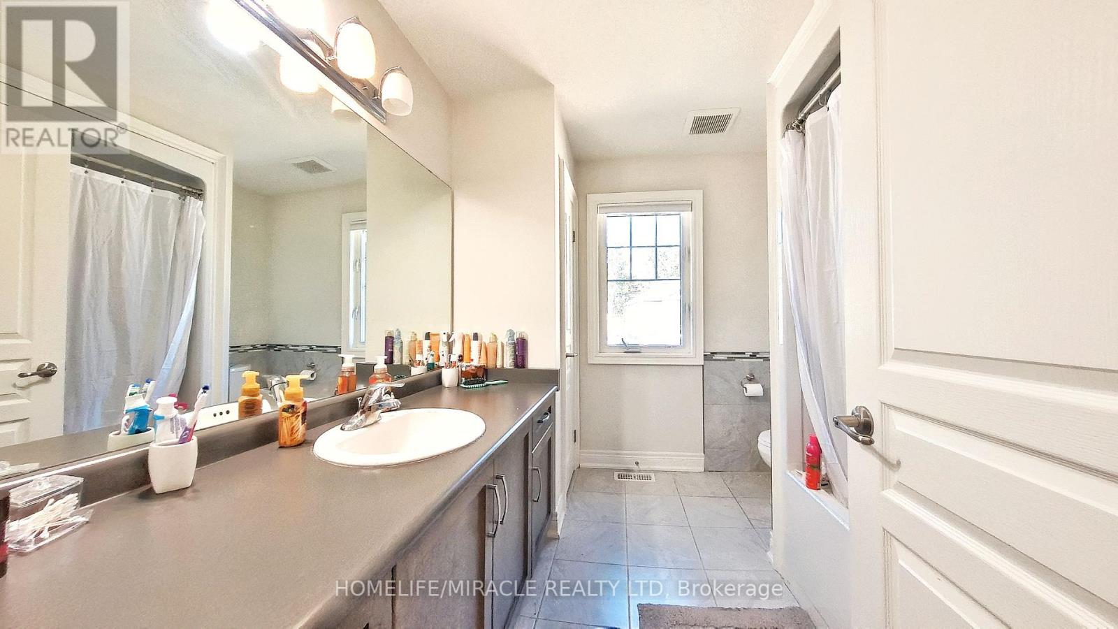 117 Eaglecrest Street, Kitchener, Ontario  N2K 0C4 - Photo 35 - X12065357