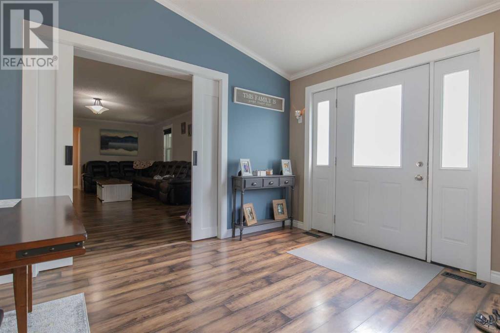 32 Evergreen Park Close W, Brooks, Alberta  T1R 0A9 - Photo 8 - A2195540