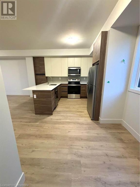 276 Dunsmure Road Unit# 42, Hamilton, Ontario  L8M 0A2 - Photo 3 - 40724901