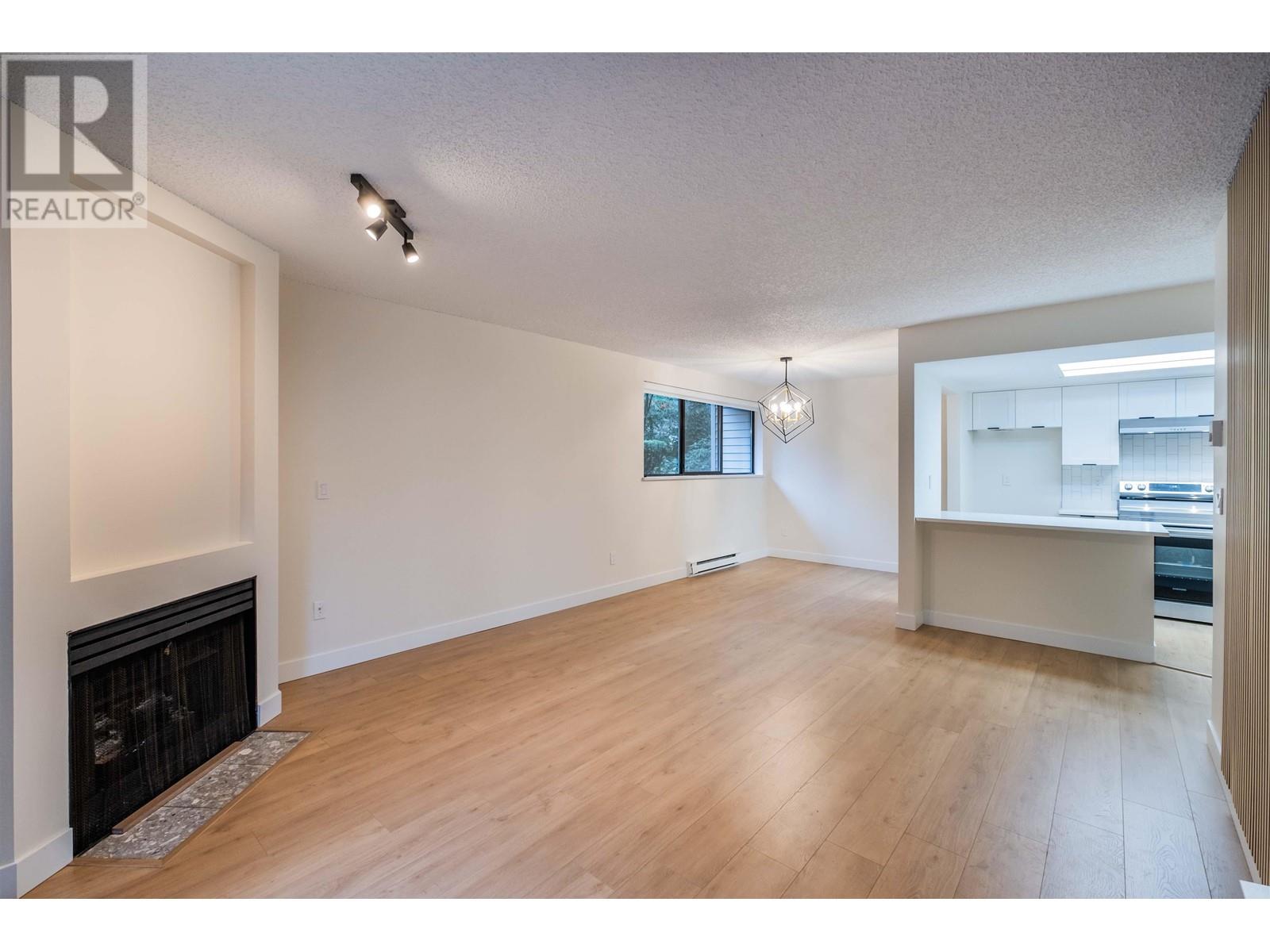 104 2925 Glen Drive, Coquitlam, British Columbia  V3B 7H9 - Photo 3 - R3007676