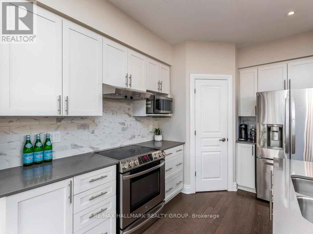 530 Earnscliffe Grove, Ottawa, Ontario  K4M 0E1 - Photo 13 - X12177432