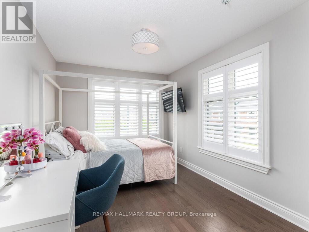 530 Earnscliffe Grove, Ottawa, Ontario  K4M 0E1 - Photo 23 - X12177432