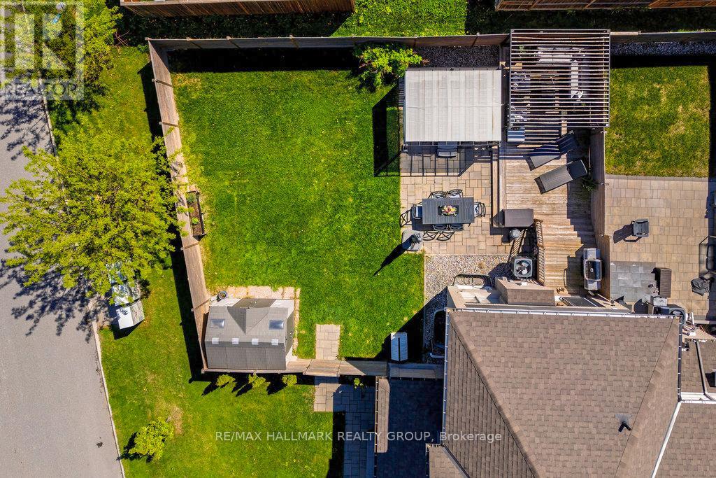 530 Earnscliffe Grove, Ottawa, Ontario  K4M 0E1 - Photo 35 - X12177432