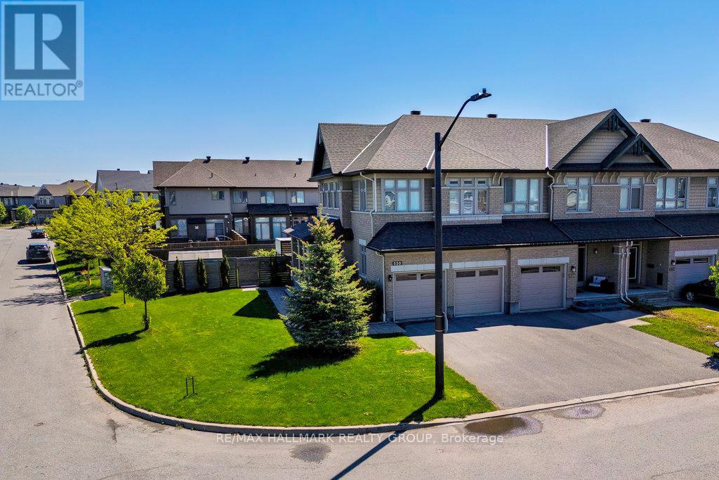 530 Earnscliffe Grove, Ottawa, Ontario  K4M 0E1 - Photo 37 - X12177432