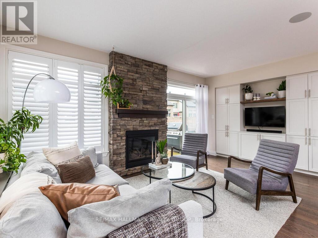530 Earnscliffe Grove, Ottawa, Ontario  K4M 0E1 - Photo 6 - X12177432