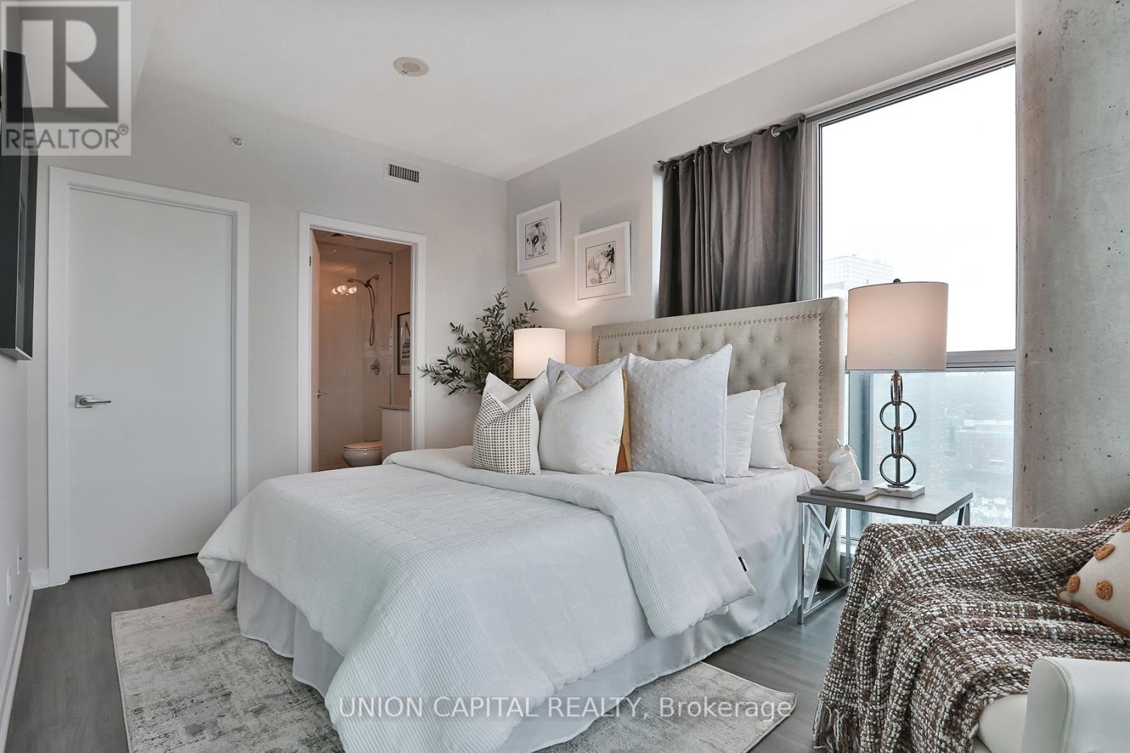 2403 - 150 East Liberty Street, Toronto, Ontario  M6K 3R5 - Photo 12 - C12176503