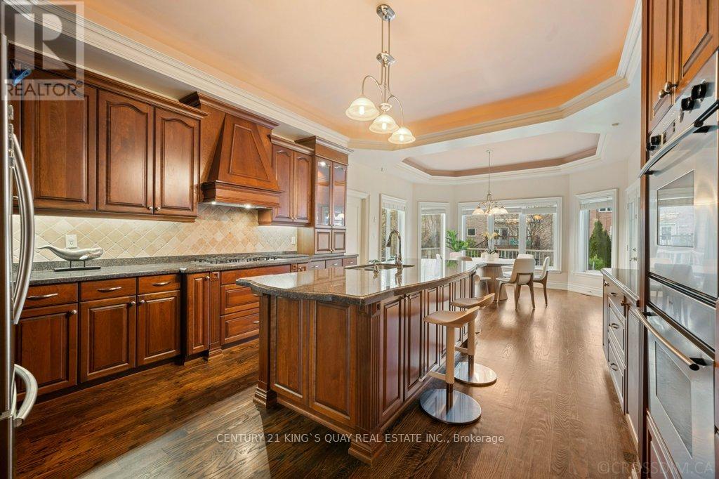 22 Garden Avenue, Richmond Hill, Ontario  L4C 6L9 - Photo 18 - N12176447