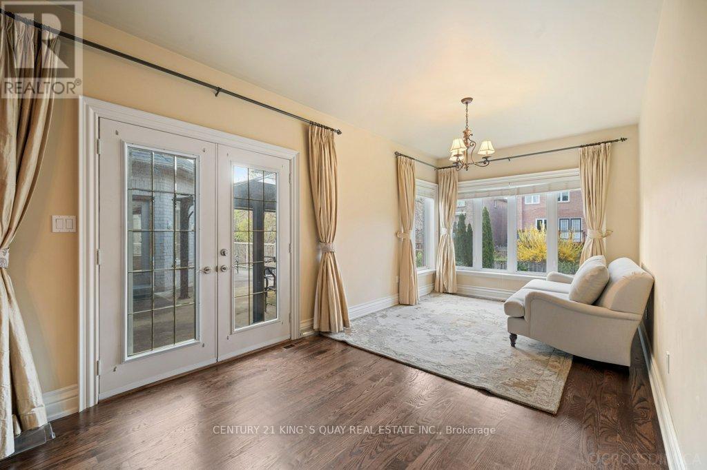 22 Garden Avenue, Richmond Hill, Ontario  L4C 6L9 - Photo 23 - N12176447