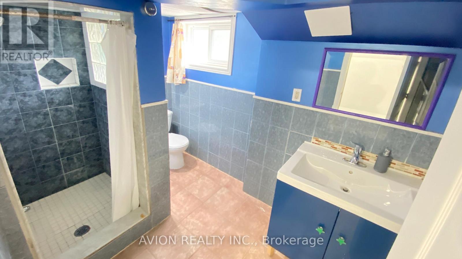 1480 Pembroke Drive, Oakville, Ontario  L6H 1V8 - Photo 21 - W12153019
