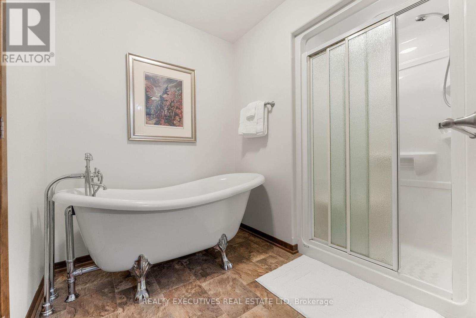 10650 Irish Headline Road, South Dundas, Ontario  K0E 1W0 - Photo 28 - X12177444