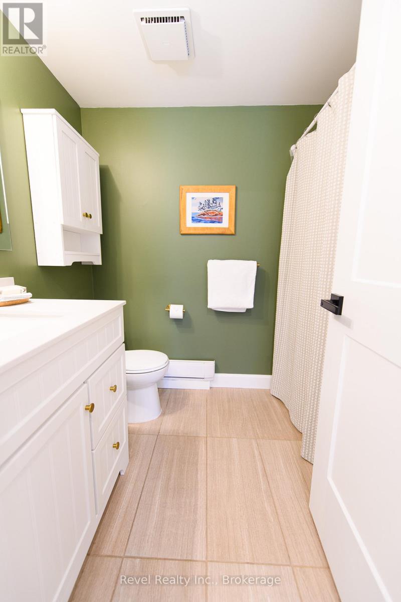 1 - 15 Dawson Drive, Collingwood, Ontario L9Y 5B4 - Photo 18 - S12177215