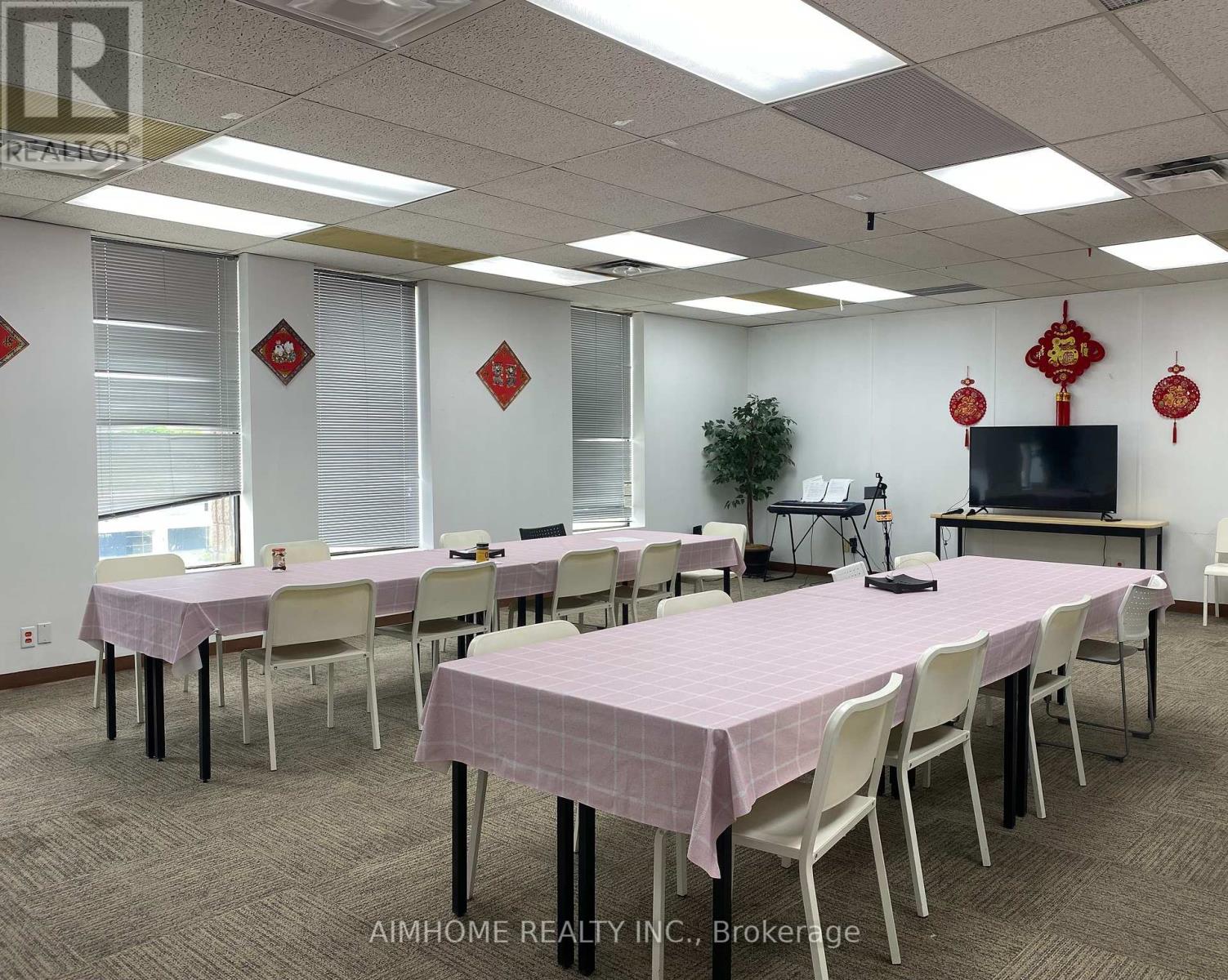 300 - 201 Consumers Road W, Toronto, Ontario  M2J 4G8 - Photo 5 - C12177446