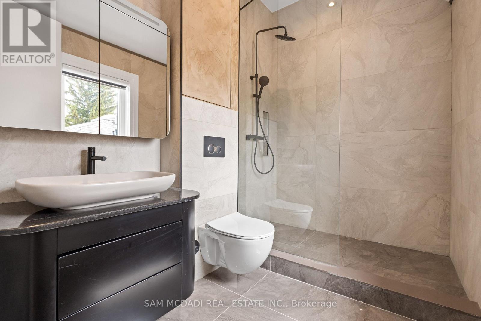 207 Ellerslie Avenue, Toronto, Ontario  M2N 1Y3 - Photo 35 - C12177469