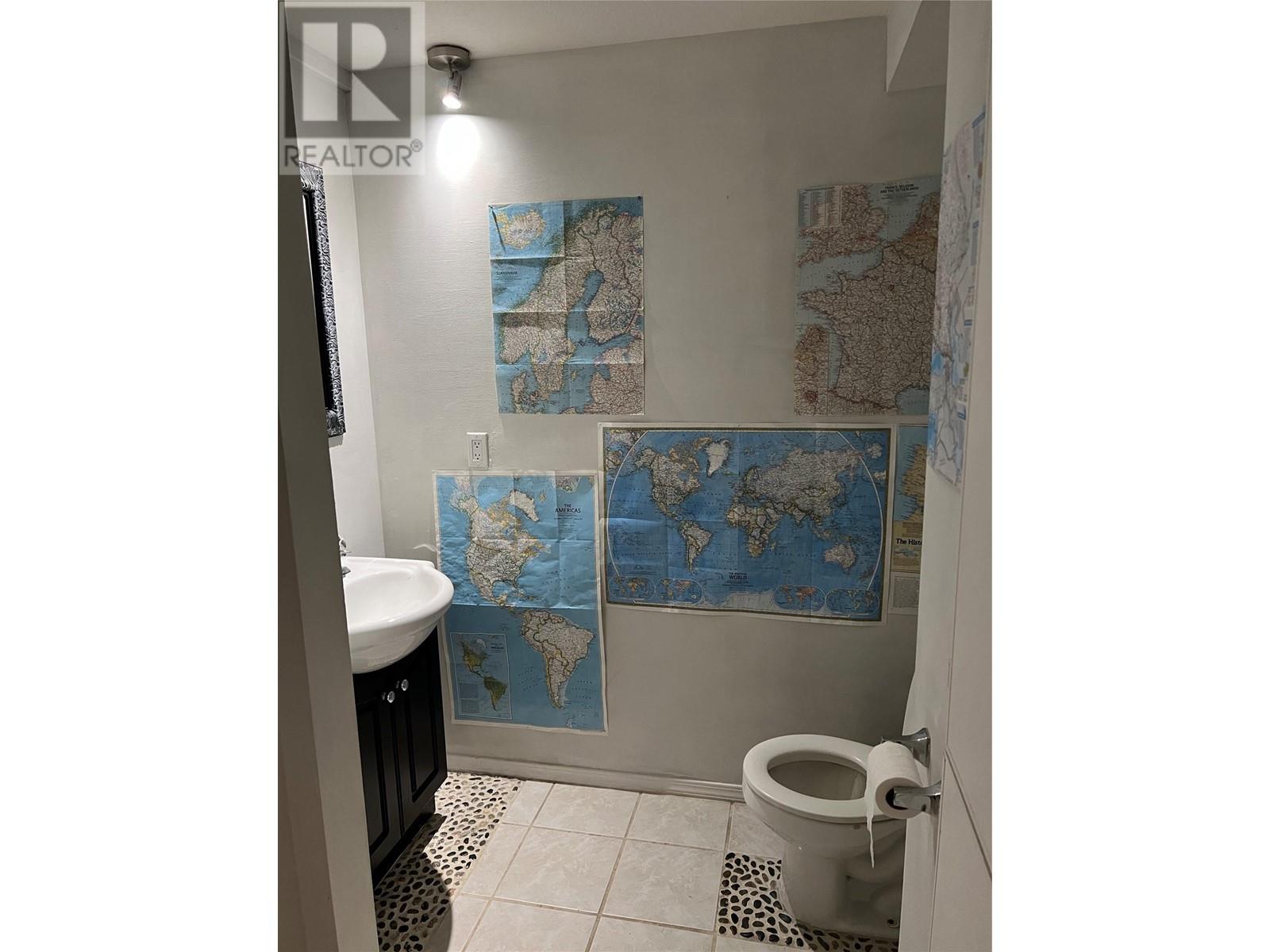 6476 Kootenay Street, Oliver, British Columbia  V0H 1T5 - Photo 32 - 10337137
