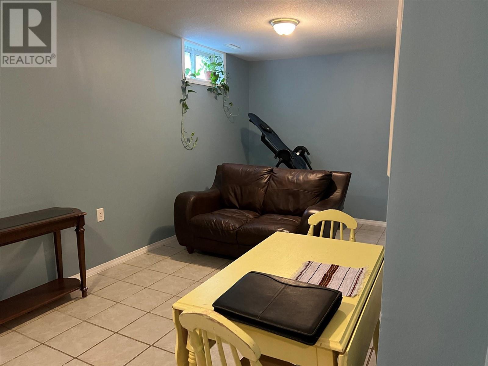 6476 Kootenay Street, Oliver, British Columbia  V0H 1T5 - Photo 36 - 10337137