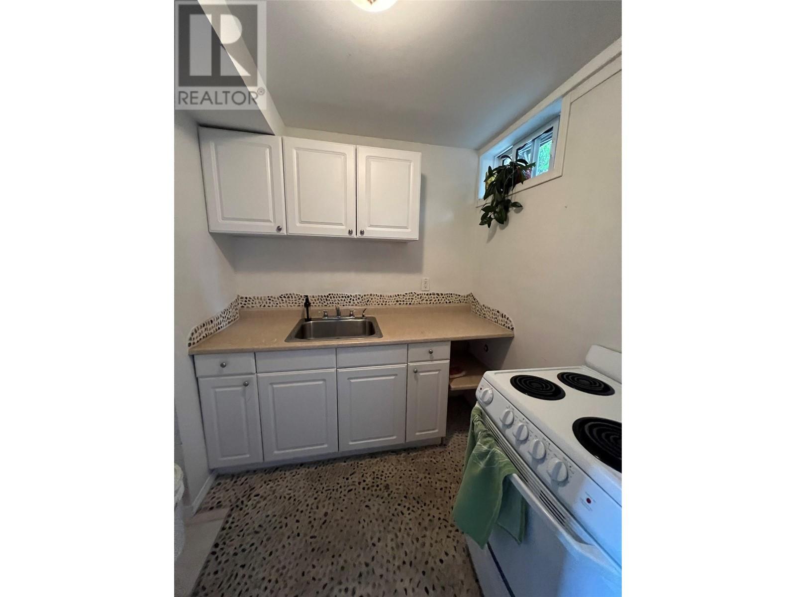 6476 Kootenay Street, Oliver, British Columbia  V0H 1T5 - Photo 38 - 10337137