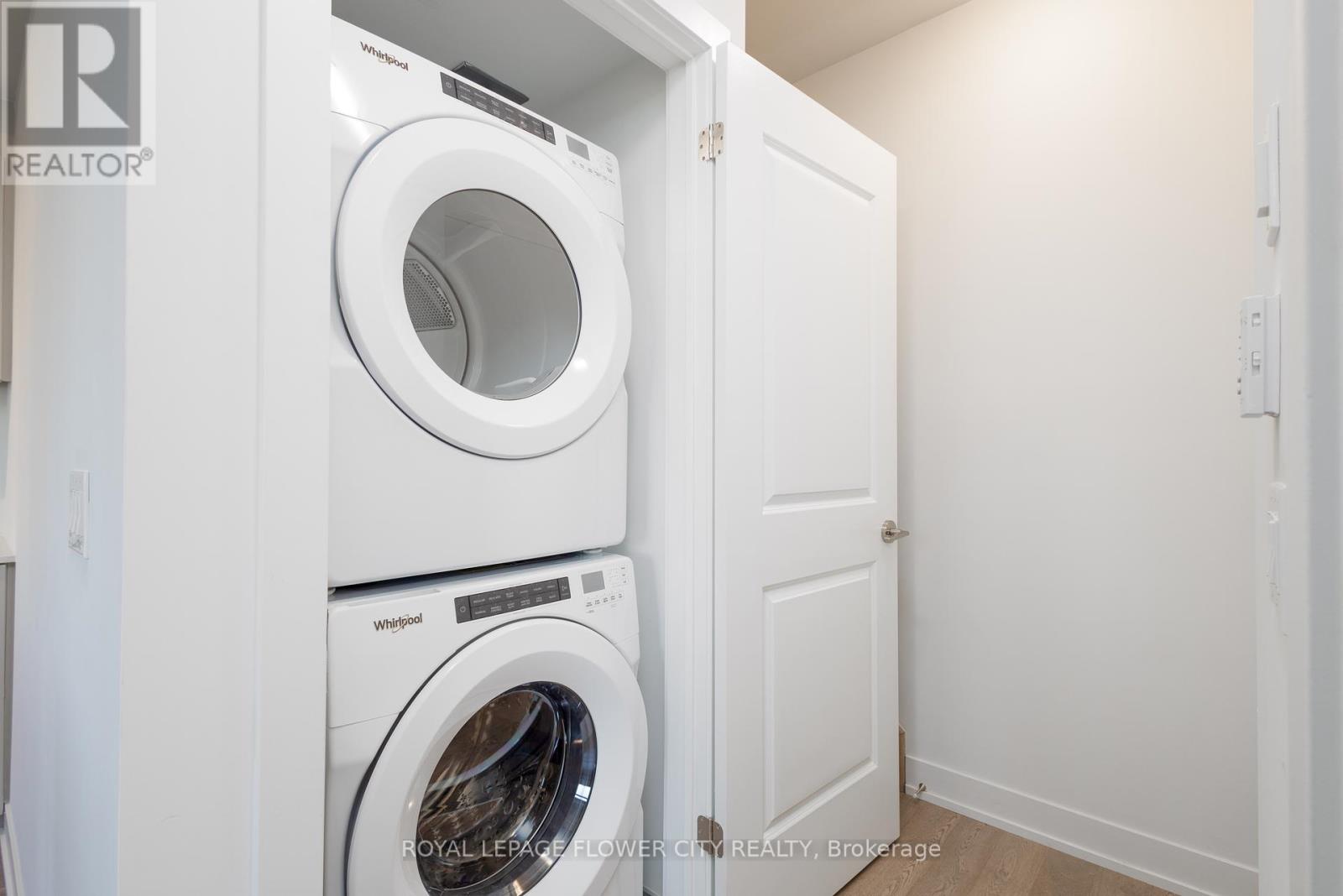 207 - 1115 Douglas Mccurdy Com, Mississauga, Ontario  L5G 0C6 - Photo 3 - W12177451