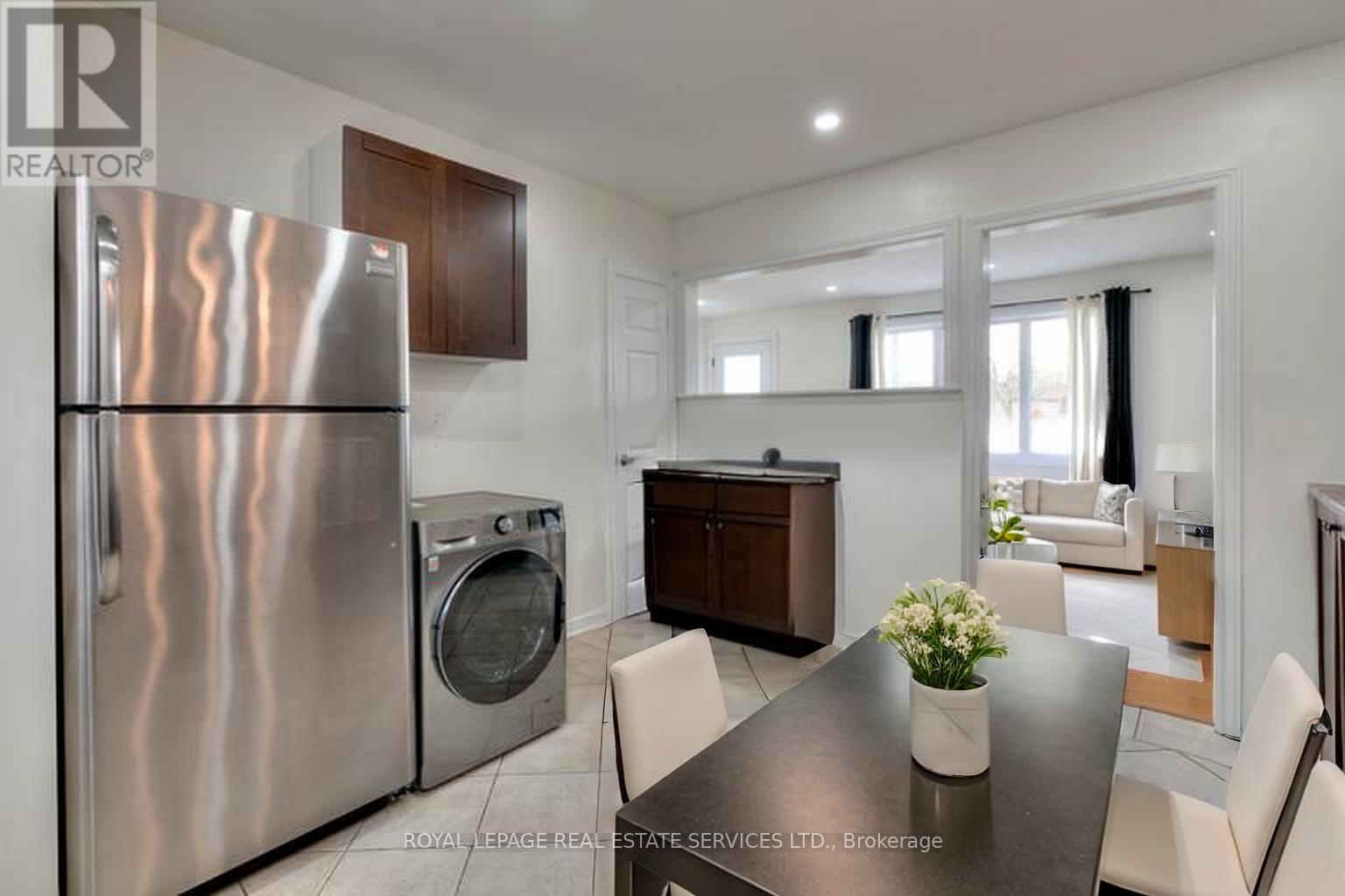 Property at 484 SPEEDVALE AVENUE E image 3