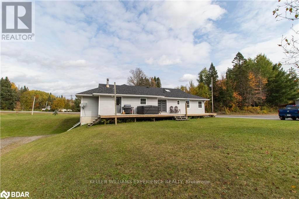 11153 522 Highway, Parry Sound Remote Area, Ontario  P0H 1Y0 - Photo 30 - X12177447