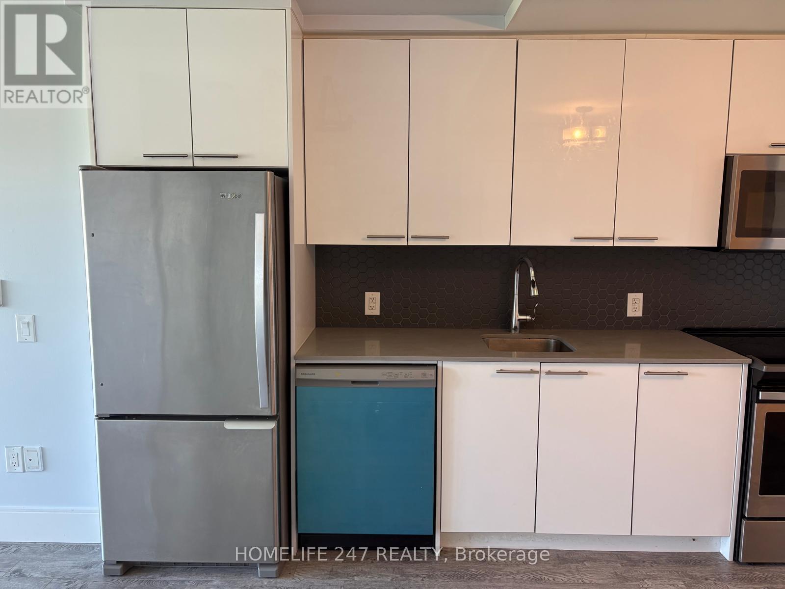 305 - 15 Prince Albert Boulevard, Kitchener, Ontario  N2H 0C2 - Photo 10 - X12177464