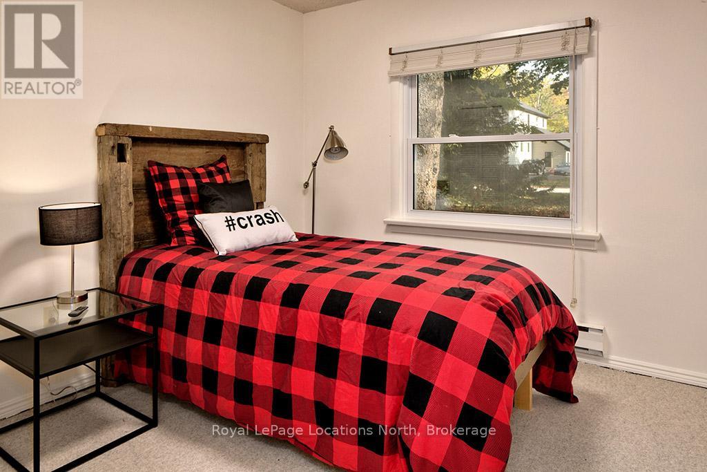 21 Alice Street W, Blue Mountains, Ontario  N0H 2P0 - Photo 8 - X12177485