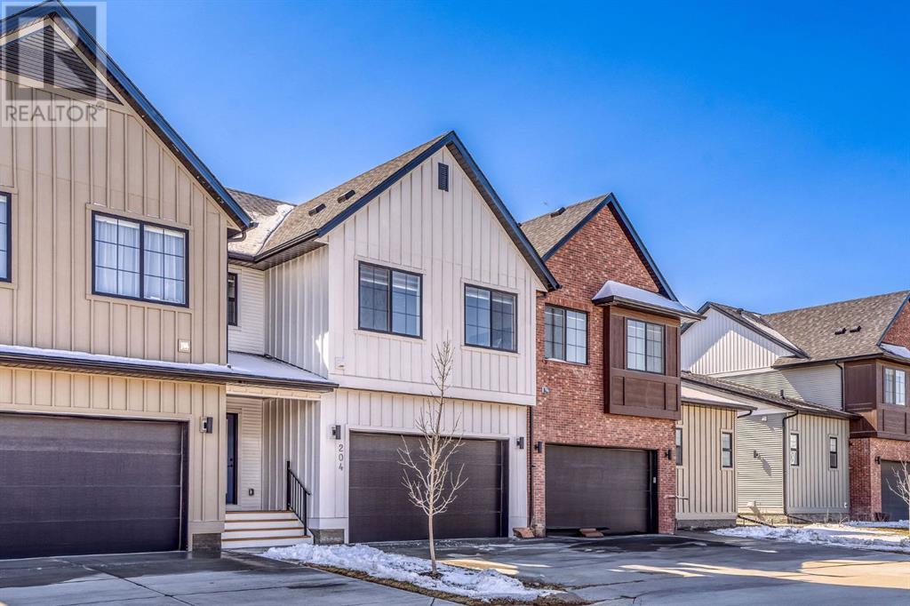 204, 201 Cooperswood Green Sw, Airdrie, Alberta  T3B 3Y6 - Photo 2 - A2213703