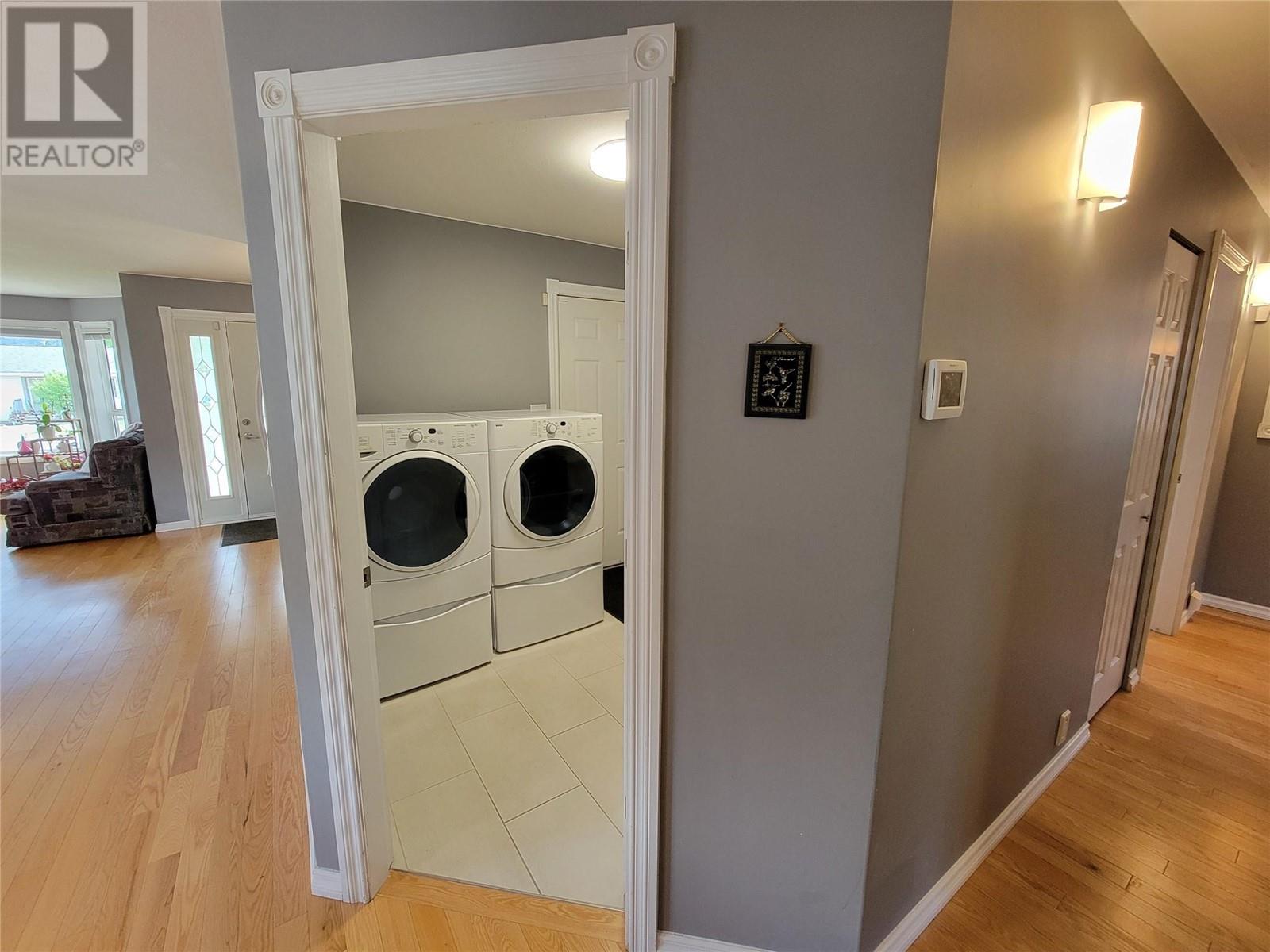 602 10th Avenue, Keremeos, British Columbia  V0X 1N3 - Photo 19 - 10349612
