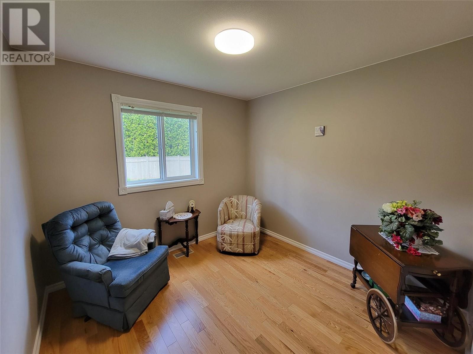 602 10th Avenue, Keremeos, British Columbia  V0X 1N3 - Photo 23 - 10349612