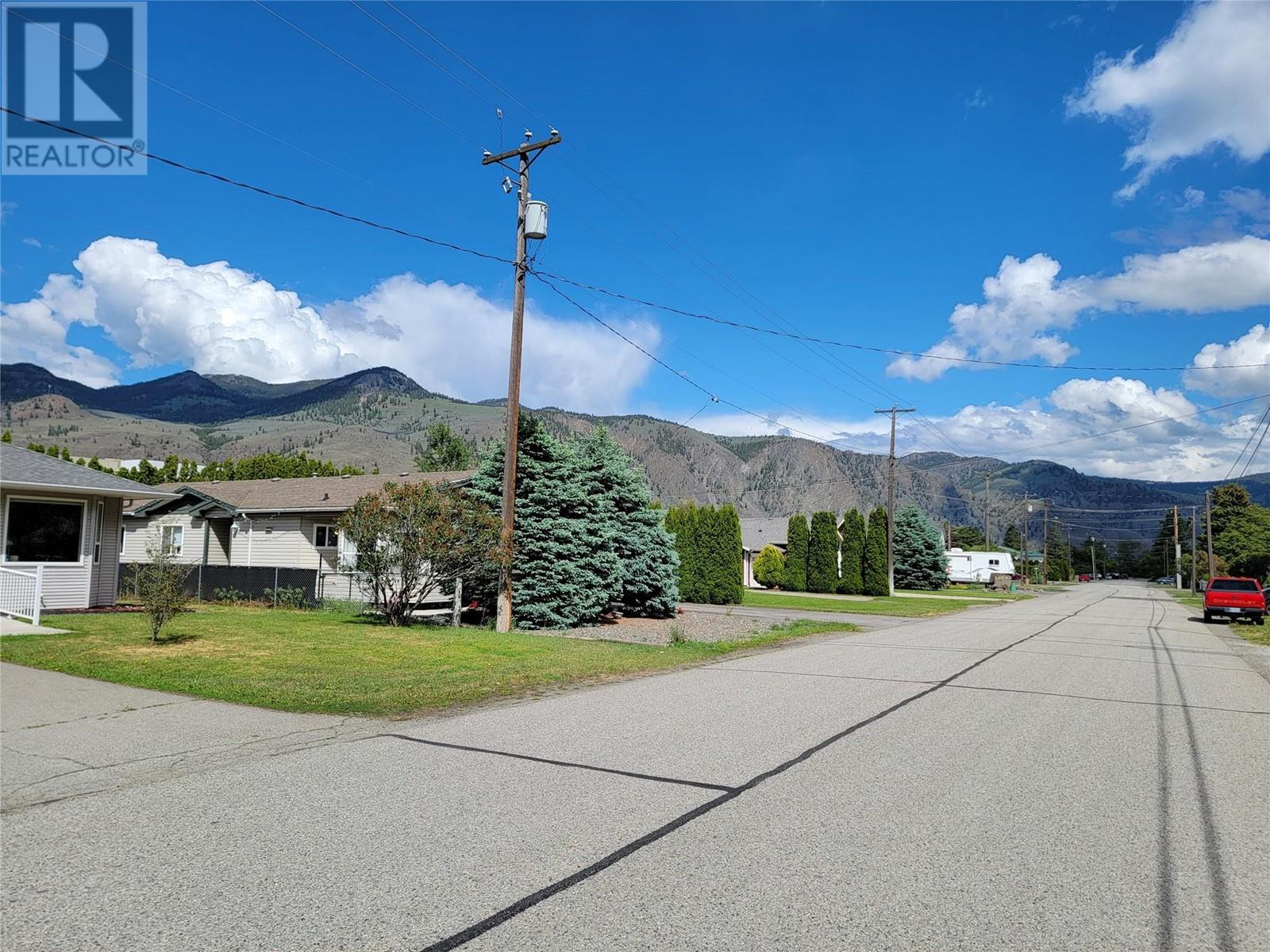 602 10th Avenue, Keremeos, British Columbia  V0X 1N3 - Photo 44 - 10349612