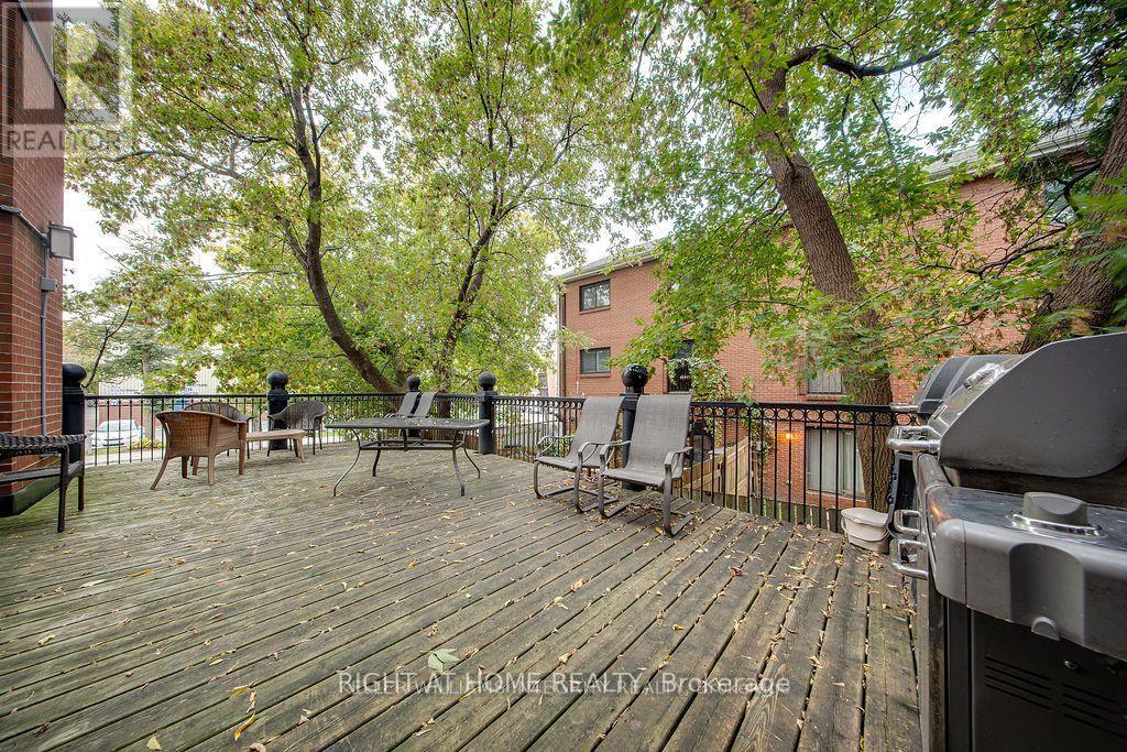 #h - 313 St Patrick Street, Ottawa, Ontario  K1N 5K6 - Photo 3 - X12177478