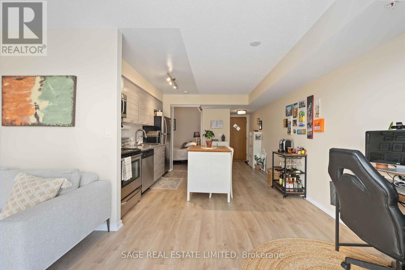 1305 - 20 Joe Shuster Way, Toronto, Ontario  M6K 0A3 - Photo 16 - C12177480