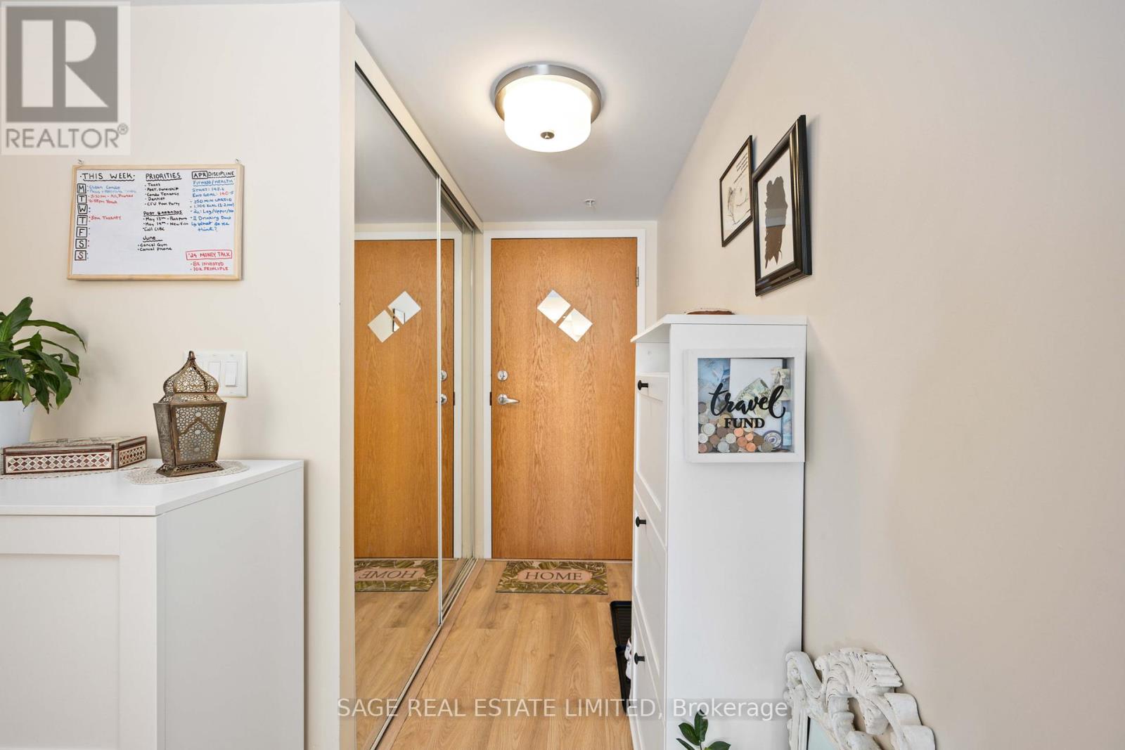 1305 - 20 Joe Shuster Way, Toronto, Ontario  M6K 0A3 - Photo 5 - C12177480