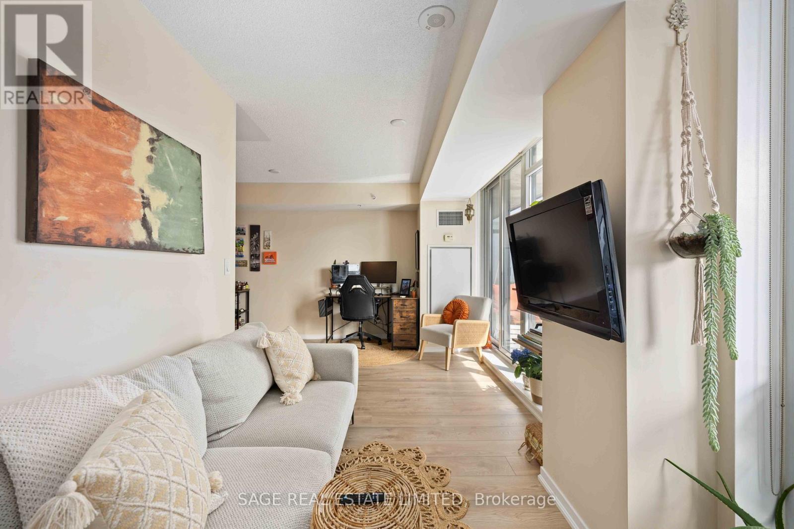 1305 - 20 Joe Shuster Way, Toronto, Ontario  M6K 0A3 - Photo 9 - C12177480