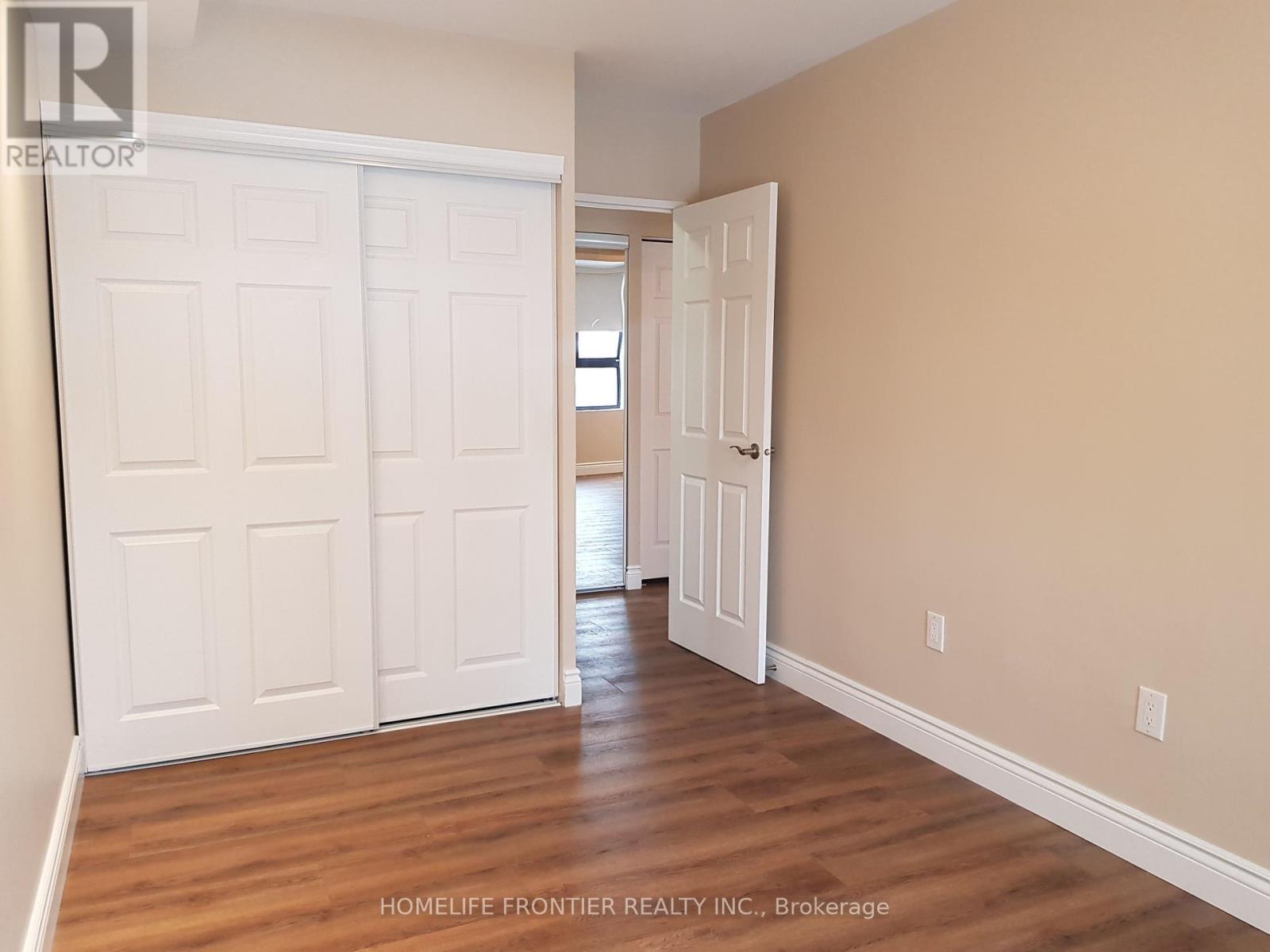 914 - 177 Linus Road, Toronto, Ontario  M2J 4S5 - Photo 9 - C12177491