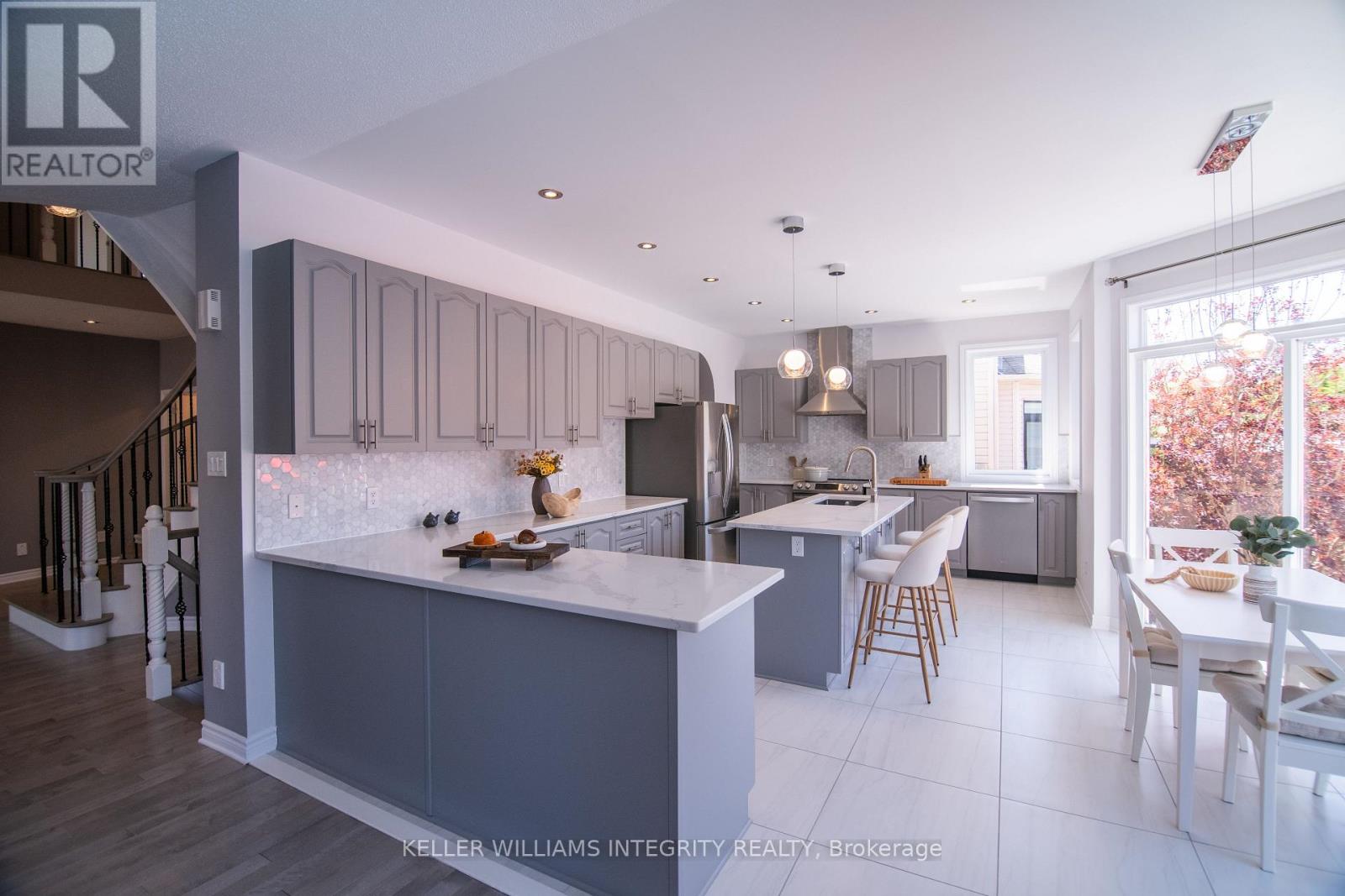 34 Keighley Circle, Ottawa, Ontario  K2K 3H8 - Photo 18 - X12177329