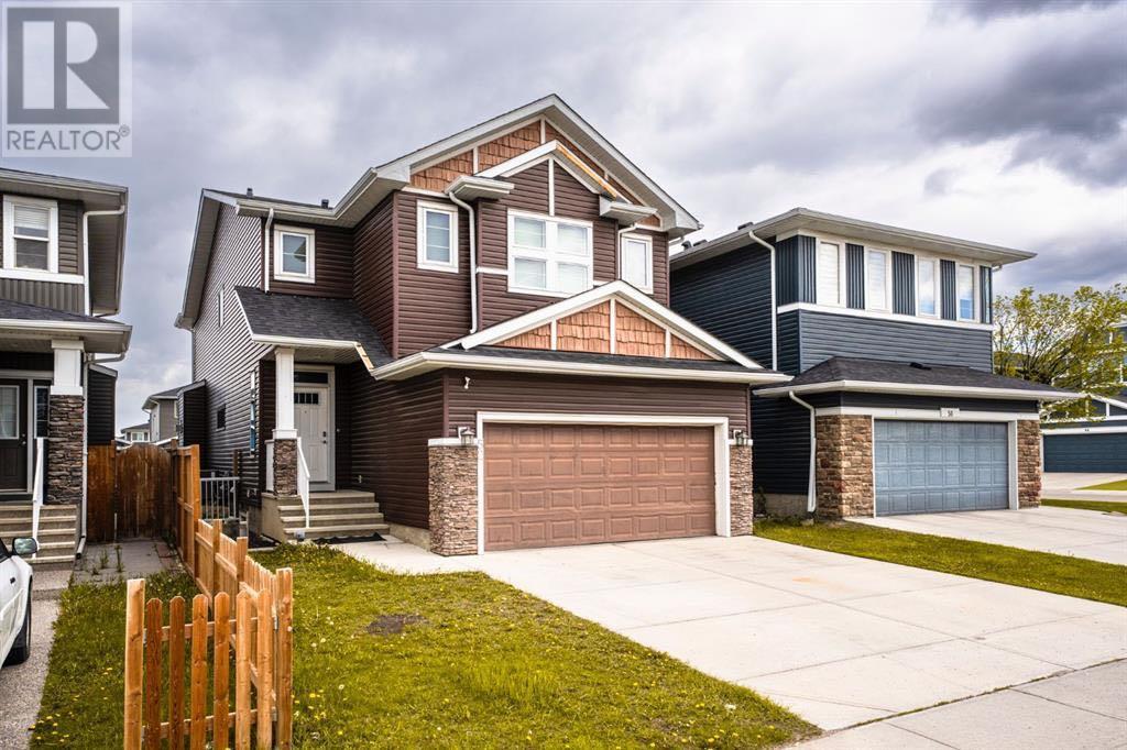 Property at 52 Redstone Park NE image 2