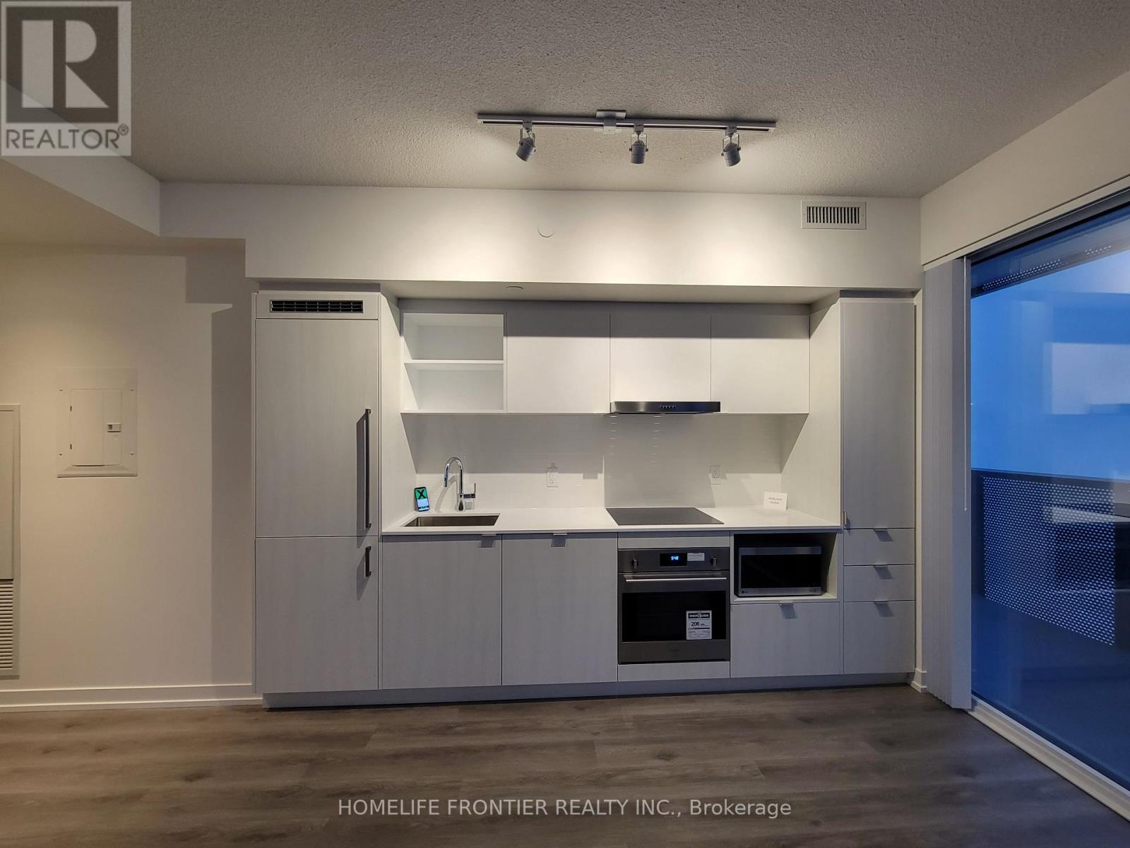 2707 - 138 Downes Street, Toronto, Ontario  M5E 0E4 - Photo 5 - C12177410