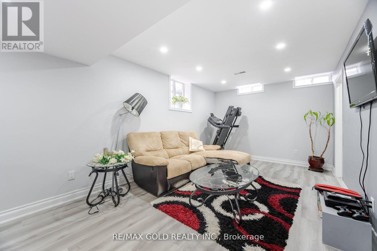 103 Commuter Drive, Brampton, Ontario  L7A 0P7 - Photo 37 - W12175306