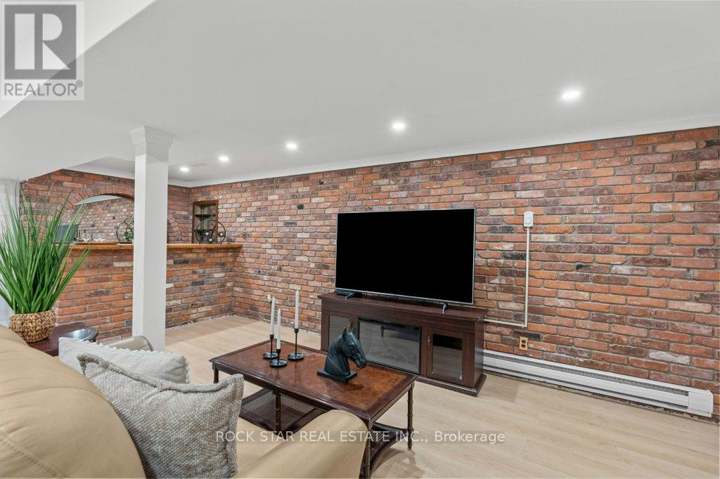43 Oceanic Drive, Hamilton, Ontario  L8E 4H4 - Photo 29 - X12177487