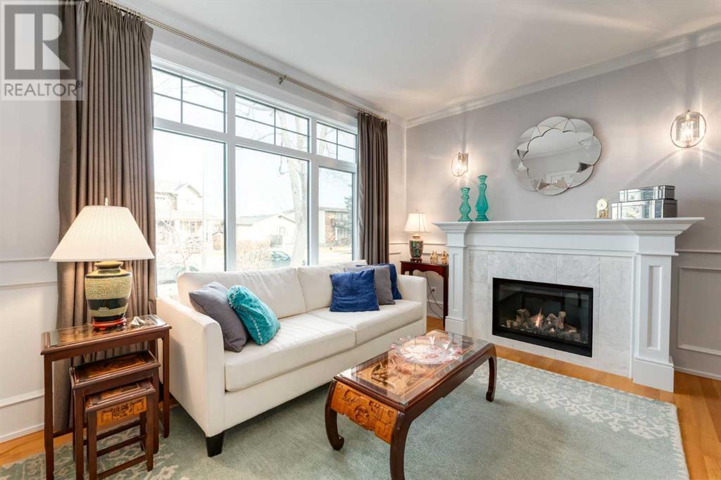 Property at 653 27 Avenue NW image 2