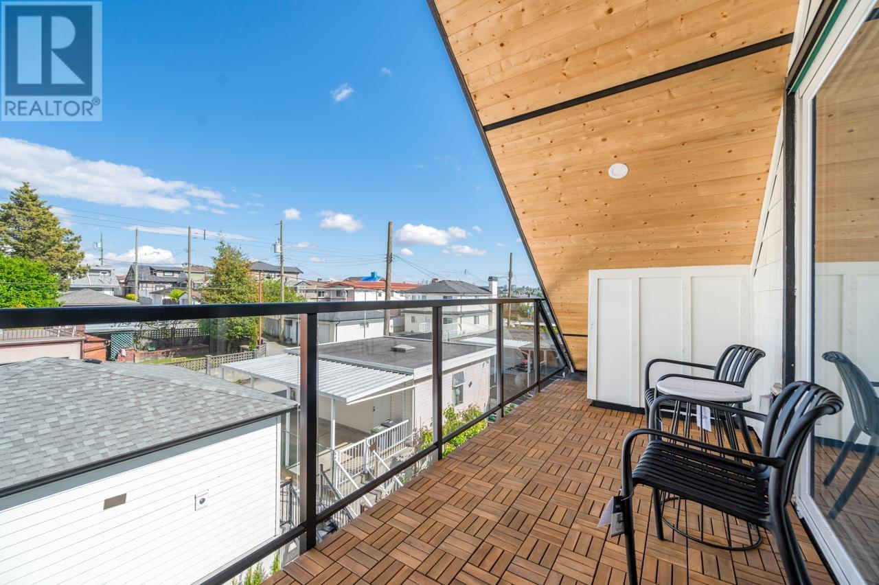 2 2124 Renfrew Street, Vancouver, British Columbia  V5M 3J5 - Photo 31 - R3004683